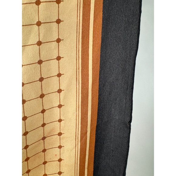Goeffrey Beene Vintage Grid Scarf 31 x 30 Brown Grid Polyester - Picture 9 of 16